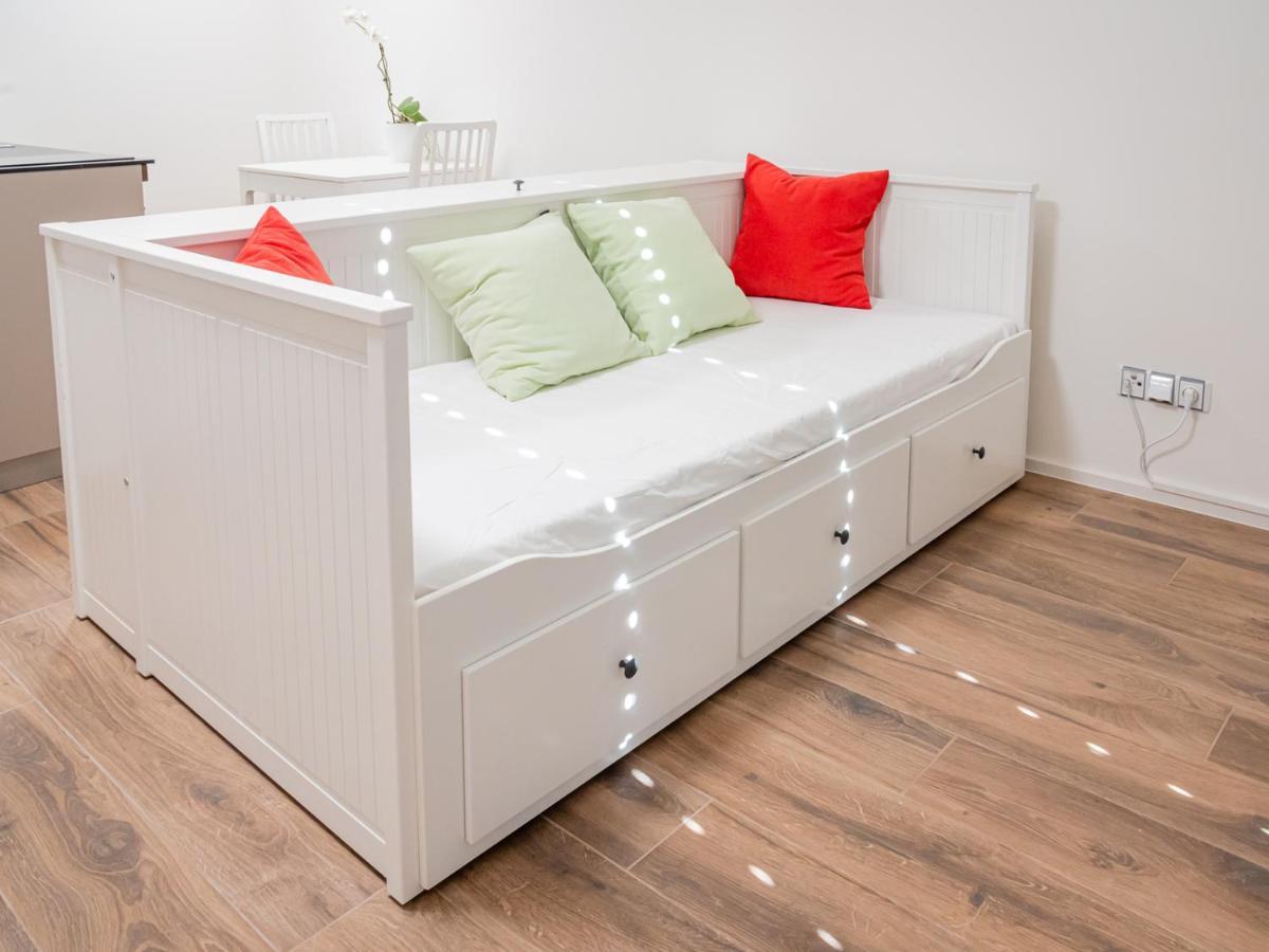 Gemini Apartment